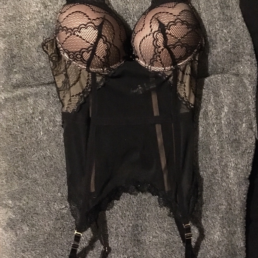 Fredrick’s of Hollywood Garter Bustier Size Medium